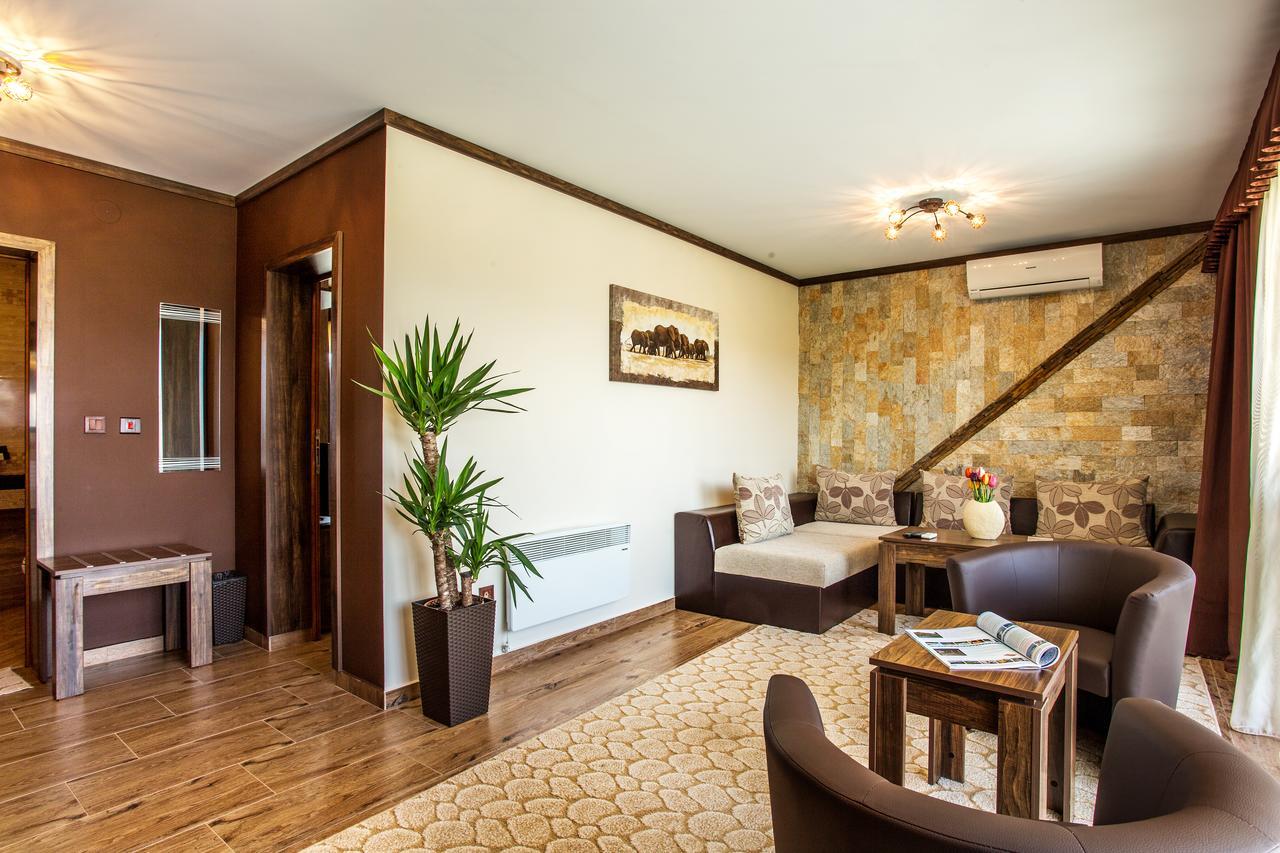 Hotel The Wind Mills Hydropark Gorna Malina Esterno foto