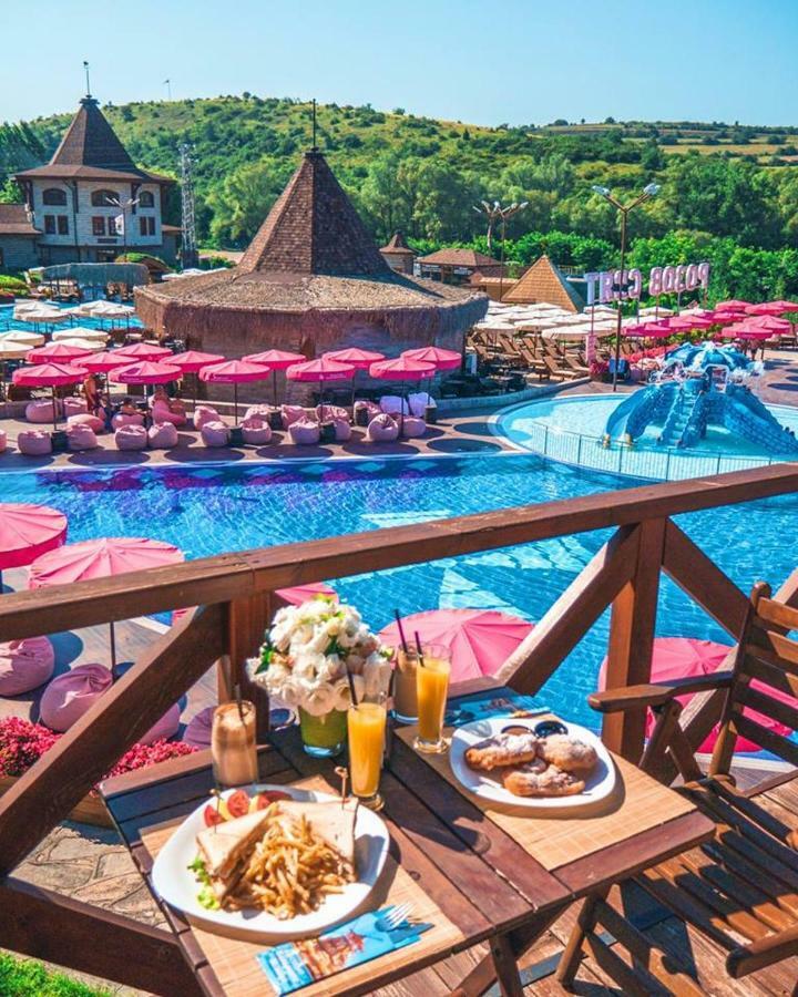 Hotel The Wind Mills Hydropark Gorna Malina Esterno foto